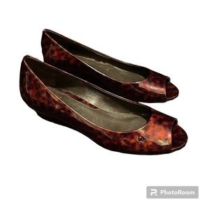 Cole Haan size 5b patent animal print open toe wedge